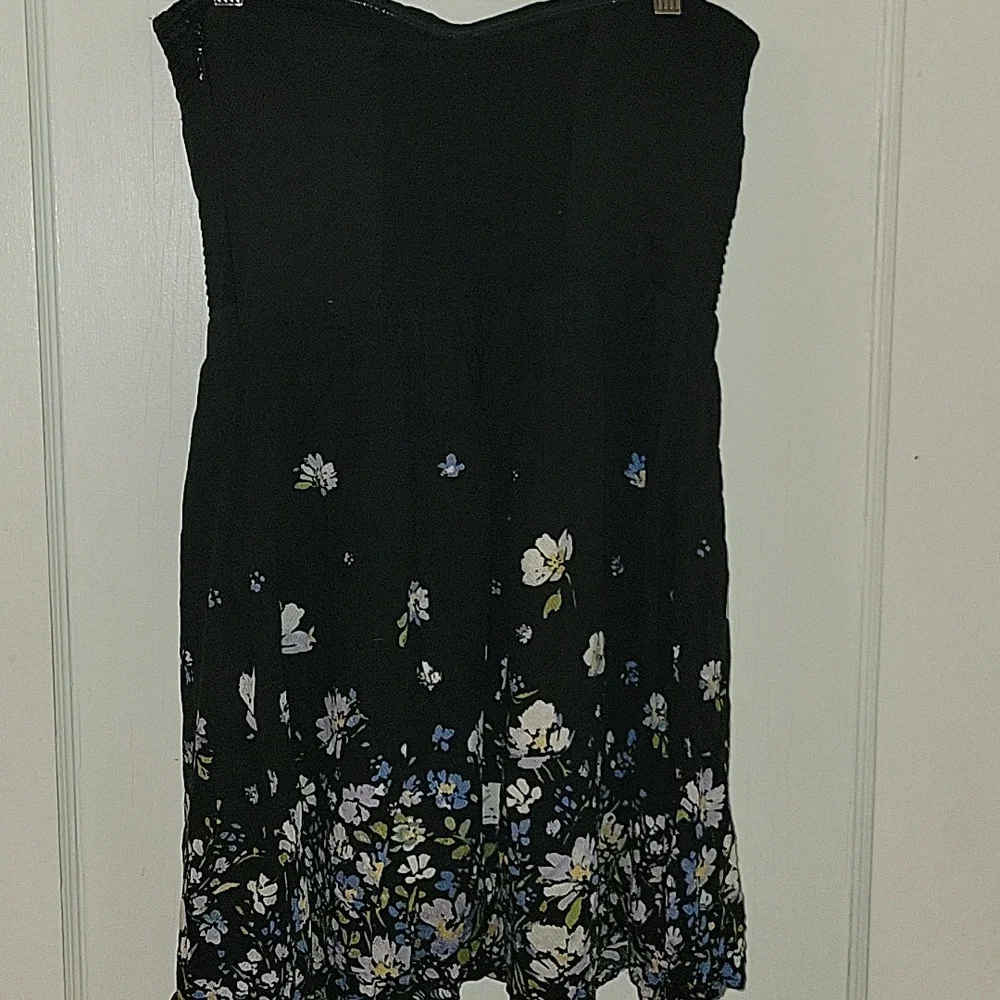 KimChi Blue Floral Strapless Black Dress SZ M - Picture 3 of 5